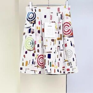 Authentic CHANEL White A-Line Skirt with Colorful Patterns